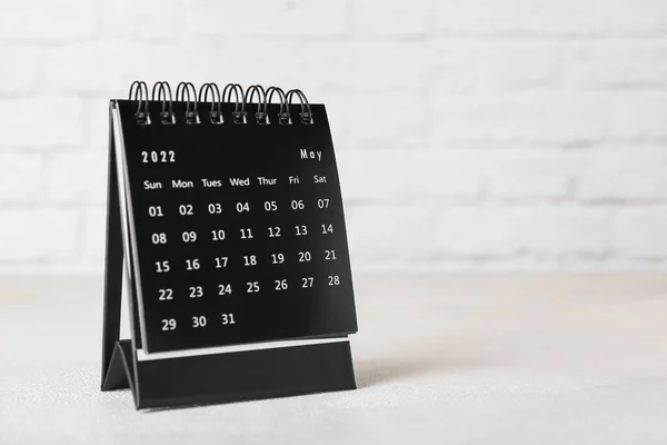 Flip Calendario Para Mayo Sobre Fondo Claro —  Fotos de Stock