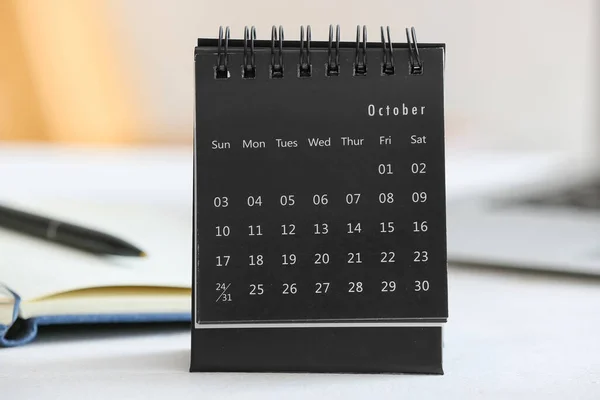 Flip Paper Calendar October Table Closeup — Stock Photo, Image