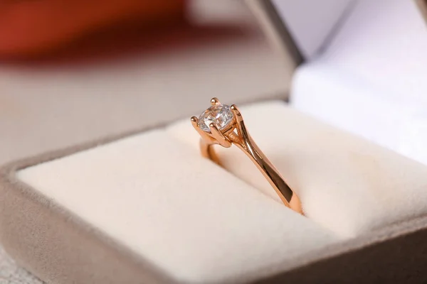 Box Engagement Ring White Background Closeup — Stock Photo, Image