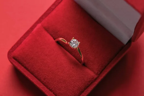 Box Engagement Ring Red Background Closeup — Stock Photo, Image