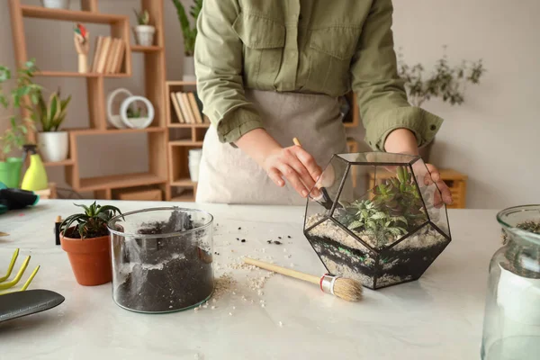 Woman Making Florarium Table Home — Stock Photo, Image