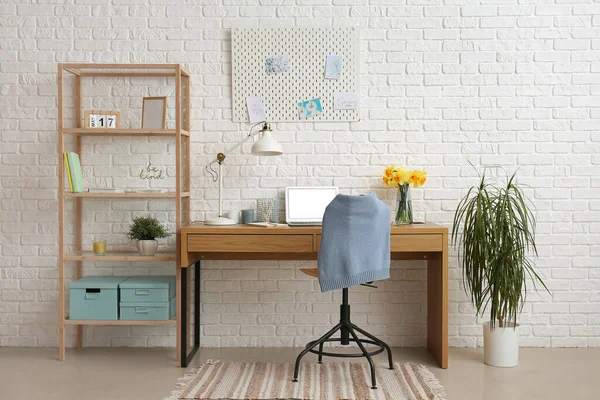 Workplace Modern Laptop Shelving Unit White Brick Wall — Stock Photo, Image