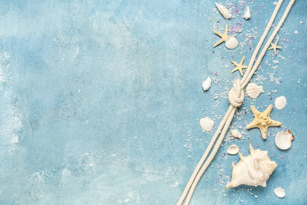 Seashells Rozgwiazdy Liną Grunge Niebieskim Tle — Zdjęcie stockowe