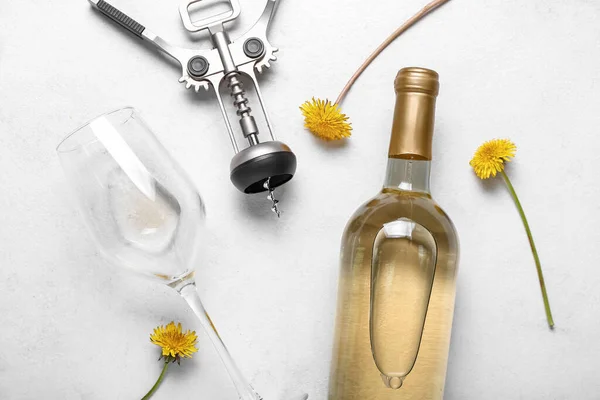 Bottle Glass Dandelion Wine White Background — Stock Photo, Image