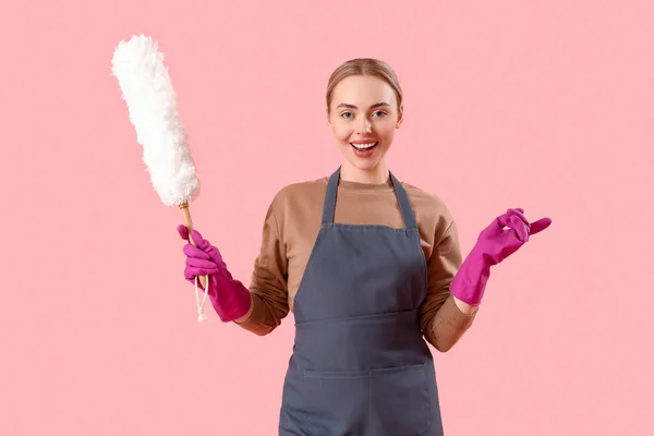 Young Woman Duster Pink Background — Stock Photo, Image