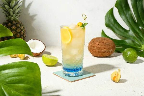 Fresh Summer Cocktail Lemon Winter Cherry Mint White Grunge Background — Stock Photo, Image