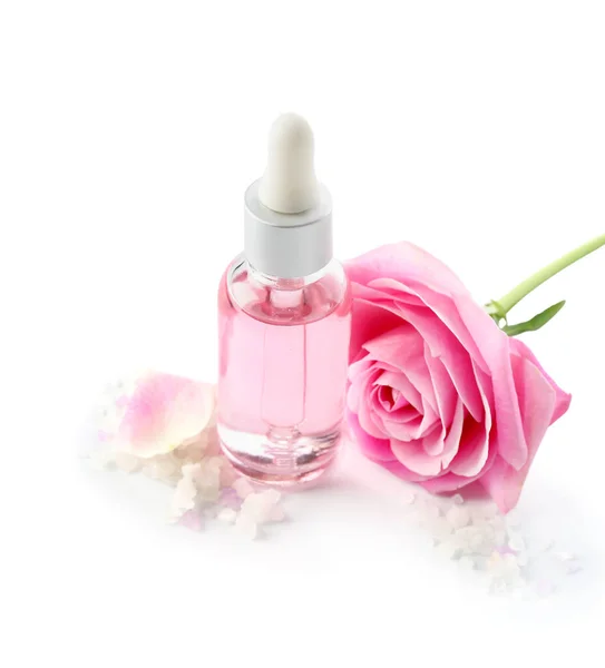 Μπουκάλι Καλλυντικό Λάδι Εκχύλισμα Τριαντάφυλλου Και Λουλούδι Λευκό Φόντο — Φωτογραφία Αρχείου
