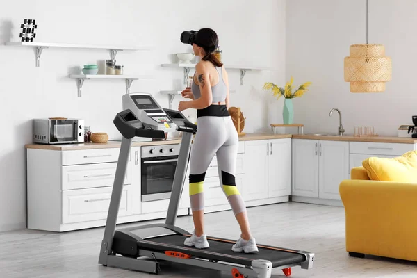 Sporty Young Woman Glasses Training Treadmill Kitchen — Zdjęcie stockowe