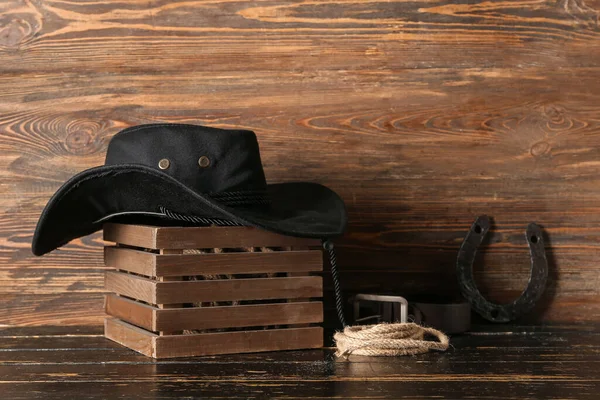 Cowboy Hat Horseshoe Lasso Wooden Background — Stock Photo, Image