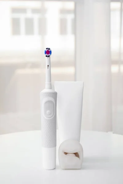 Electric Toothbrush Paste Table Room — Stock Photo, Image