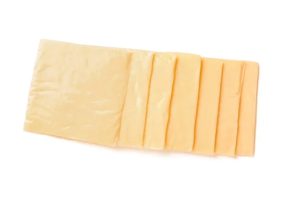 白色背景的加工奶酪片 — 图库照片