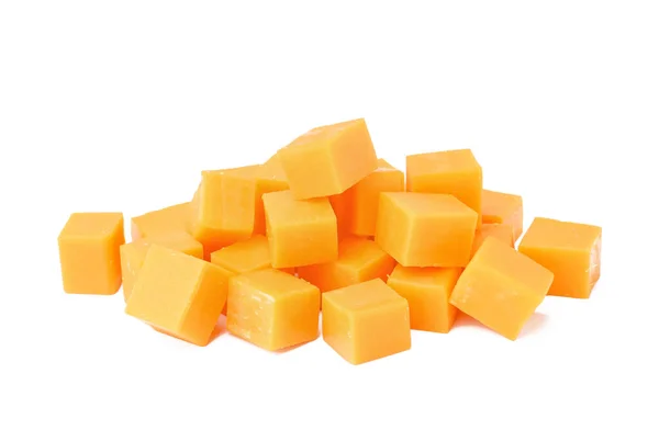 Würfel Von Leckerem Cheddar Käse Auf Weißem Hintergrund — Stockfoto