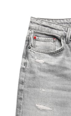 Beyaz arkaplanda şık gri kot pantolon