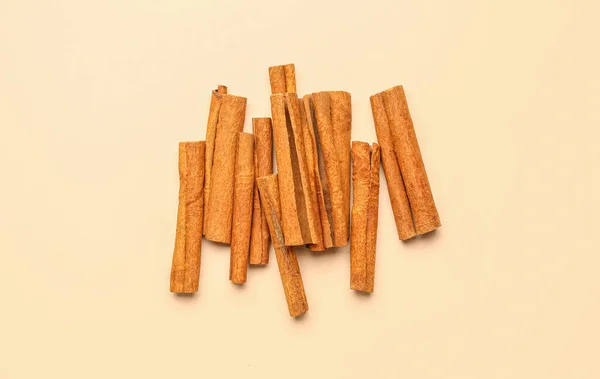 Aromatic Cinnamon Sticks Color Background — Stock Photo, Image