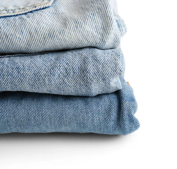 Jeans Denim Piegati Diversi Sfondo Bianco — Foto Stock