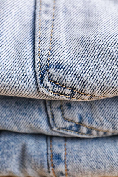 Pilha Jeans Elegantes Diferentes Como Fundo Close — Fotografia de Stock