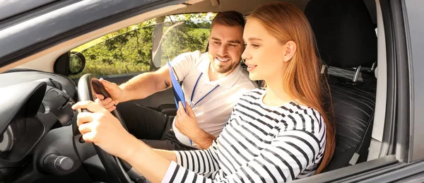 Instructor Conducting Driver Licence Test — Stock Photo, Image