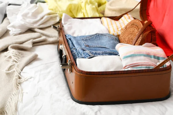 Open Suitcase Female Clothes Bed Room Closeup — Stock Photo, Image