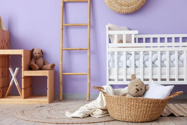 Innenausstattung Des Kinderzimmers Mit Kinderbett Leiter Und Regalen — Stockfoto