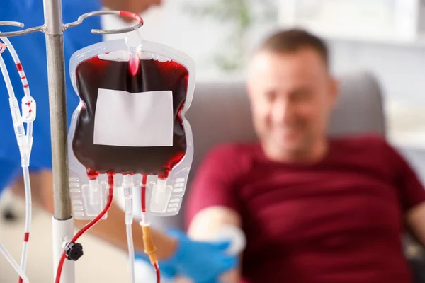 Klinikte Kan Nakli Için Kan Torbası Yakın Plan — Stok fotoğraf