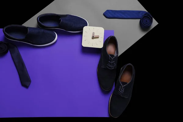Samenstelling Met Verschillende Mannelijke Schoenen Kleur Achtergrond — Stockfoto