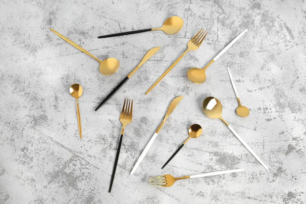 Golden Cutlery Grey Background — Stock Photo, Image