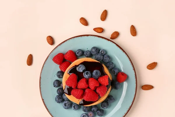 Plate Sweet Pancakes Berries Nuts Beige Background — Stock Photo, Image