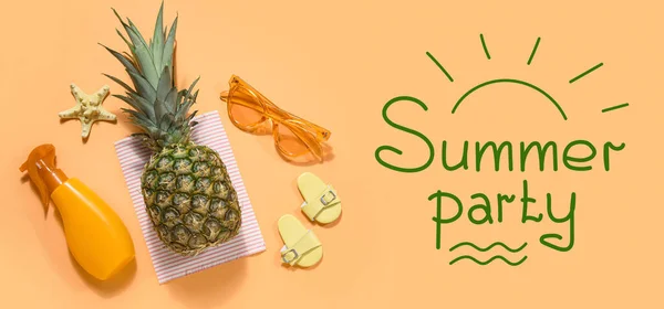 Baner Letnie Przyjęcie Ananasem Akcesoriami Plażowymi — Zdjęcie stockowe