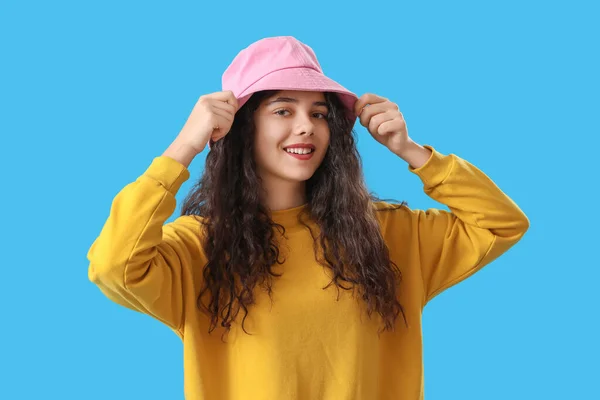 Teenage Girl Pink Bucket Hat Blue Background — Stock Photo, Image