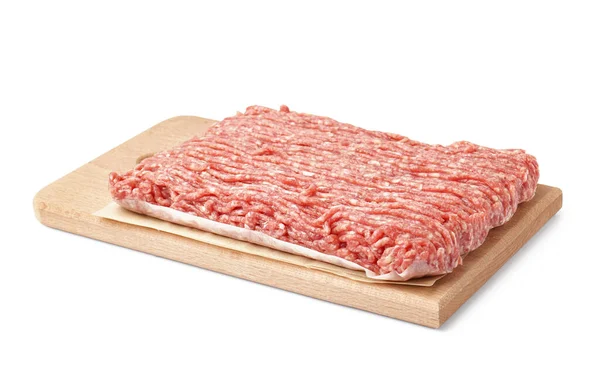 Placa Com Carne Fresca Picada Isolada Sobre Fundo Branco — Fotografia de Stock