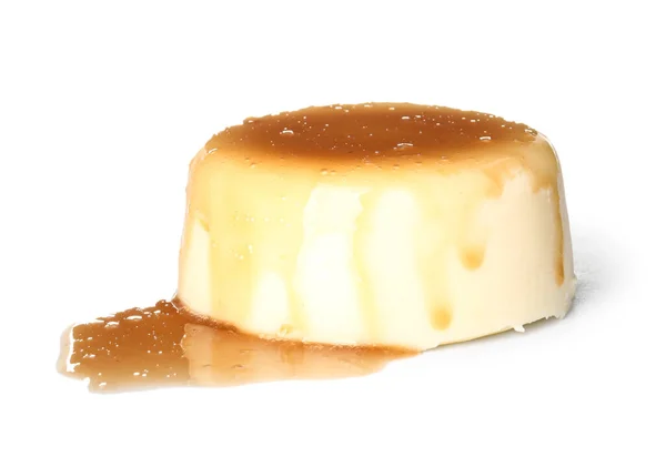 Läcker Pudding Täckt Sockerkulör Sirap Isolerad Vit Bakgrund — Stockfoto
