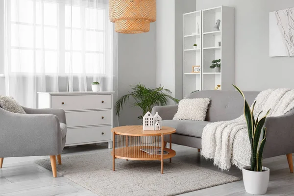 Interior Stylish Living Room Grey Sofa Armchair Wooden Coffee Table — Stock Photo, Image