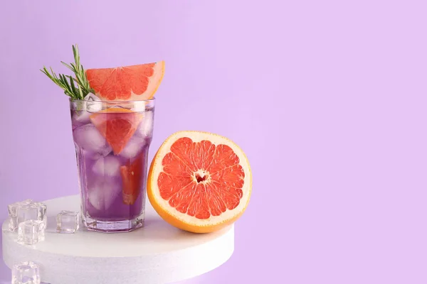 Purple Gin Tonic Grapefruit Lilac Background — Stock Photo, Image
