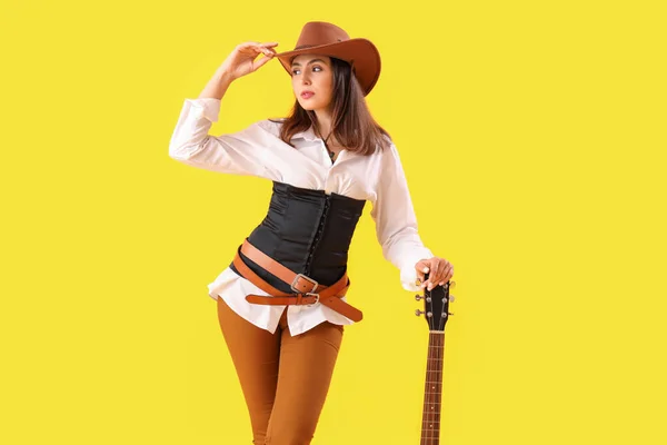 Beautiful Cowgirl Guitar Yellow Background — Stock Photo, Image