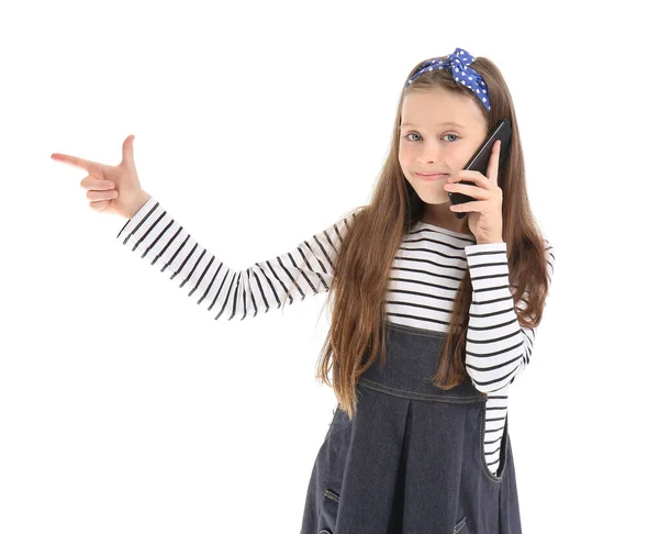 Menina Falando Por Telefone Celular Fundo Branco — Fotografia de Stock