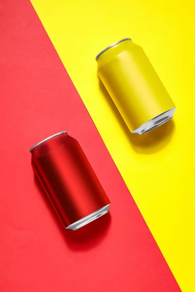 Metal Cans Soda Color Background — Stock Photo, Image