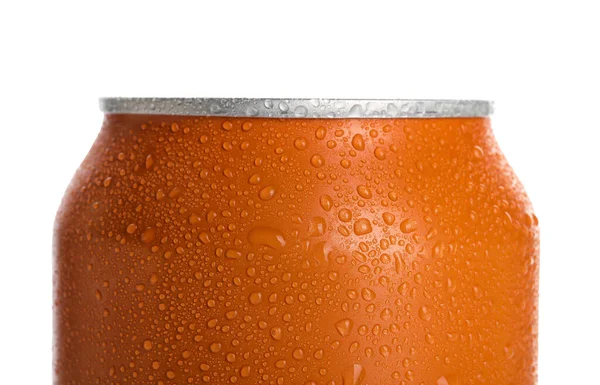 Oranžová Plechovka Čerstvé Limonády Kapkami Vody Bílém Pozadí Detailní Záběr — Stock fotografie