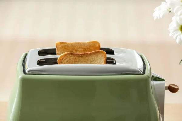 Modern Toaster Crispy Bread Slices Closeup — Stock Photo, Image