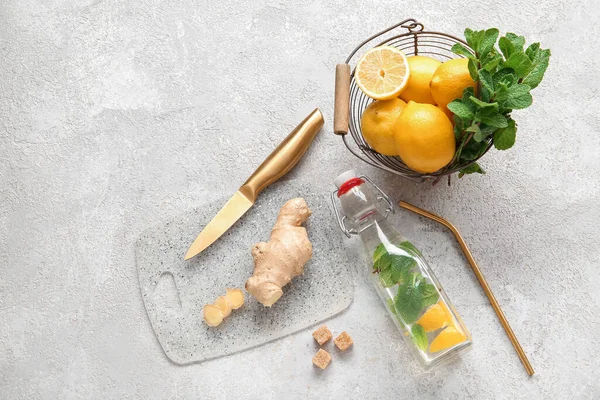 Glass Bottle Lemonade Lemons Mint Ginger Grunge Grey Background — Stock Photo, Image
