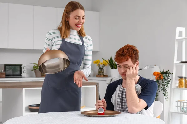 Young Woman Cloche Proposing Her Upset Boyfriend Kitchen — Stock Photo, Image