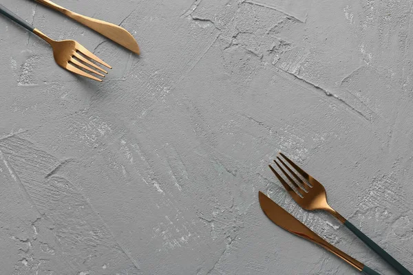 Silver Forks Knives Green Grunge Background — Stock Photo, Image