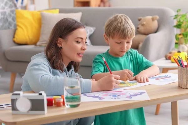 Nanny Little Boy Drawing Home — Stock Photo, Image