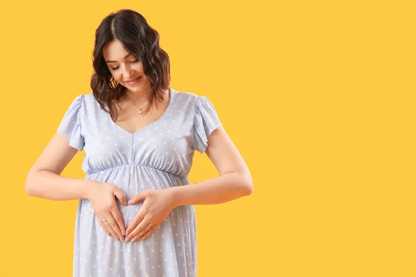 Young Pregnant Woman Yellow Background — Stock Photo, Image