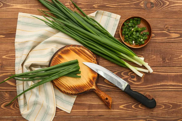 Board Bowl Fresh Green Onion Wooden Background — Stock Photo, Image