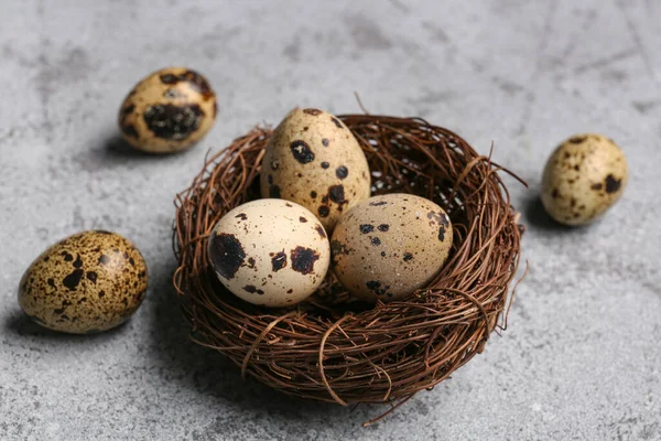 Nest Fresh Quail Eggs Grunge Background — Stock Photo, Image