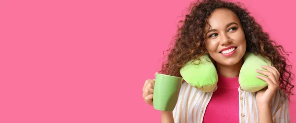 Happy African American Woman Travel Pillow Cup Coffee Pink Background — Stock Photo, Image