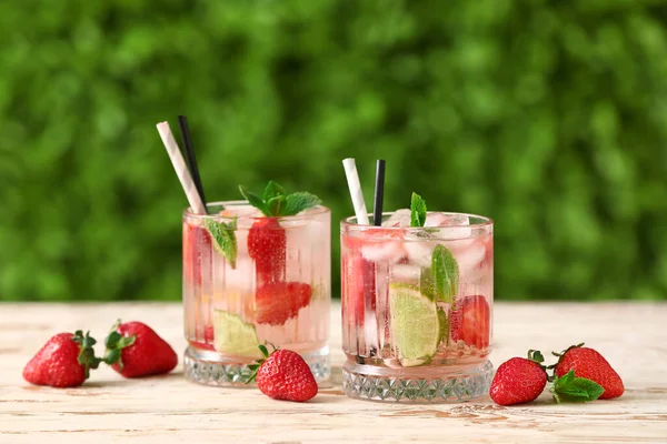 Glasses Strawberry Lemonade White Wooden Table Outdoors — Stock Photo, Image