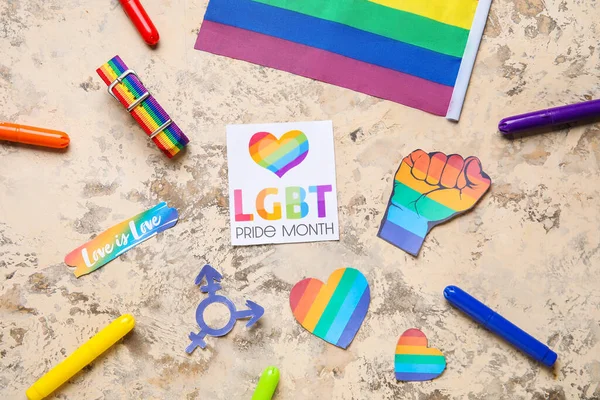 带有男女同性恋 双性恋 变性者 跨性别月 钢笔和符号的卡片 — 图库照片