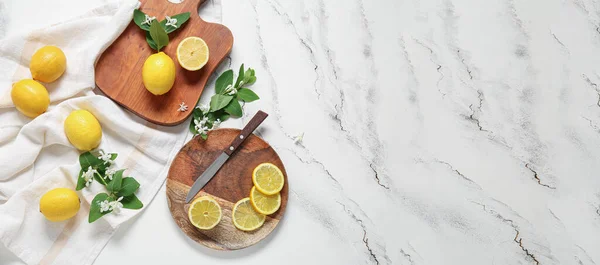 Cutting Board Tray Knife Fresh Lemons White Background Space Text — Stock Photo, Image