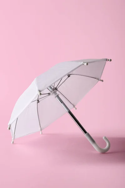 Mini Paraguas Sobre Fondo Rosa — Foto de Stock